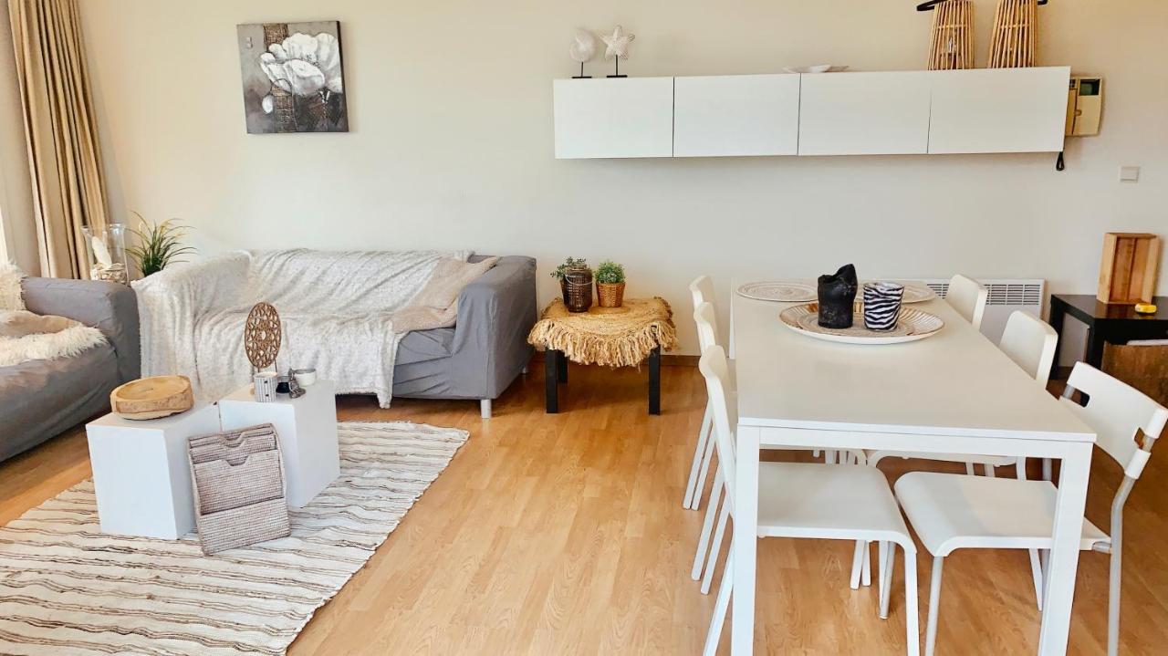 Ruim, Lichtrijk Appartement Met Groot Terras Uitstekend Gelegen In دي بان المظهر الخارجي الصورة